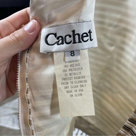 Cachet Metallic Size 8 Striped Formal Top with Beaded Detail Hem Gold Semi Crop - Picture 8 of 8